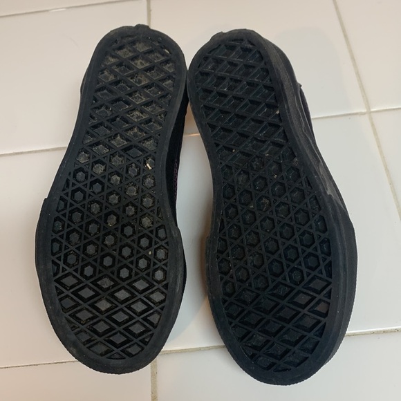 11.5 Vans Harry Potter slip ons in excellent condition. Dark purple - Picture 5 of 7